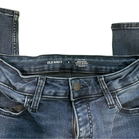 Old Navy High Rise Rockstar Super Skinny Jeans | Size 6 - Picture 5 of 7